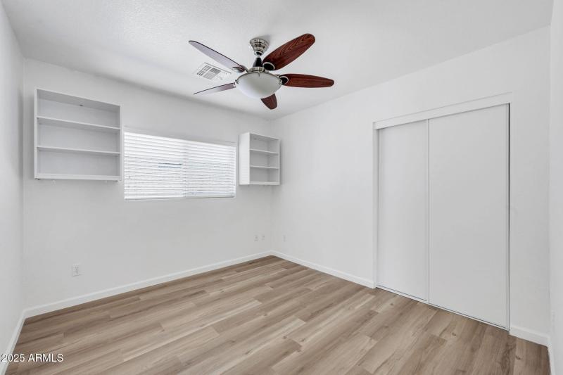 mls_1125 E Milada Dr-29