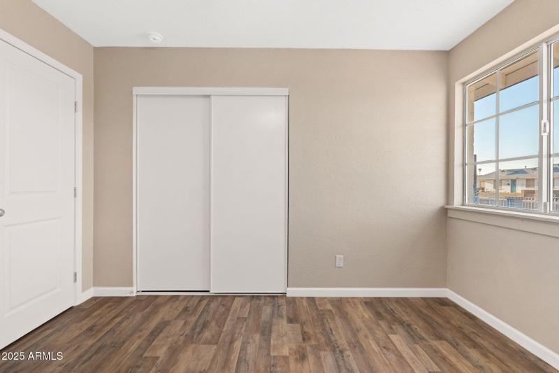 6223 W EARLL Drive, Phoenix, AZ