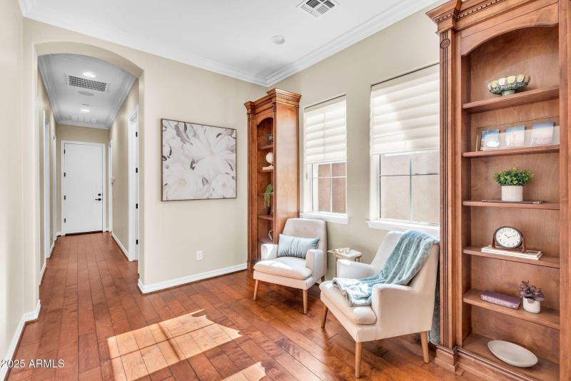 39-web-or-mls-610 W Tonto Dr - 35