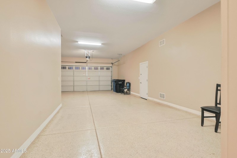 3 Car tandem Garage with Cabinets