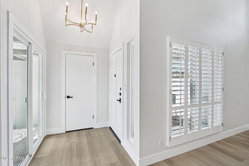 23-web-or-mls-N Majorca Way-1006-023