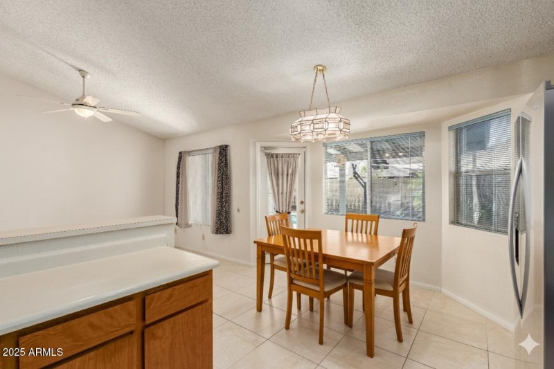 Virtually Staged Eat In Kitchen