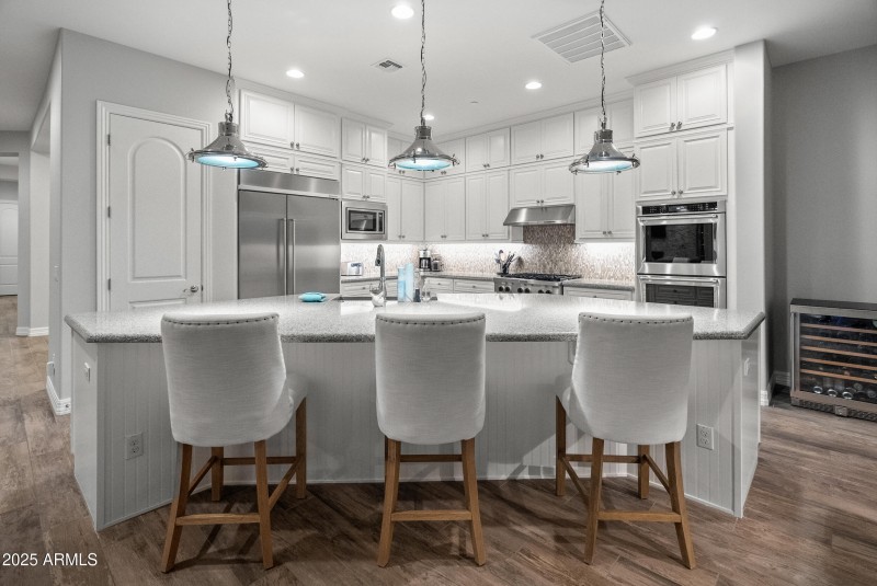 Kitchen Island Seating