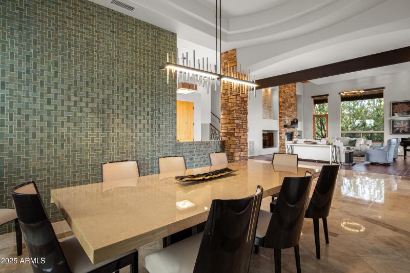 DINING TABLE AVAILABLE TO PURCHASE