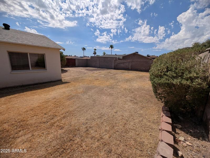 PXL_20250925_195651770