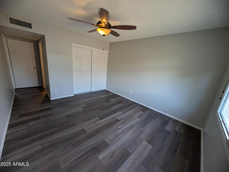 PXL_20250925_195606022