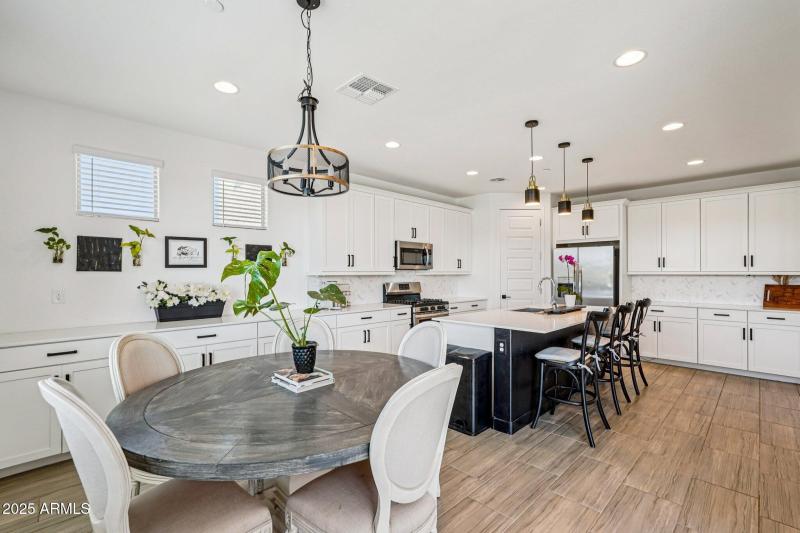 Kitchen and Kitchenette