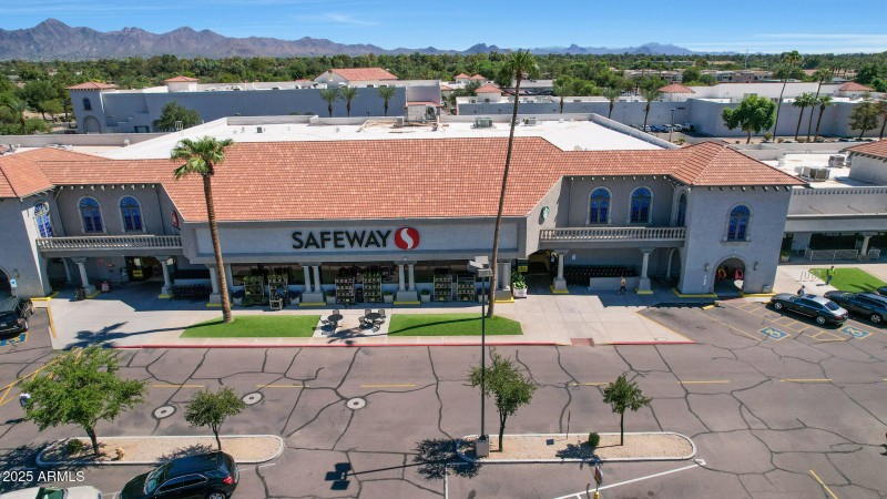 SAFEWAY