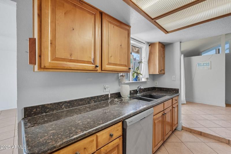 19-web-or-mls-Mercer-19