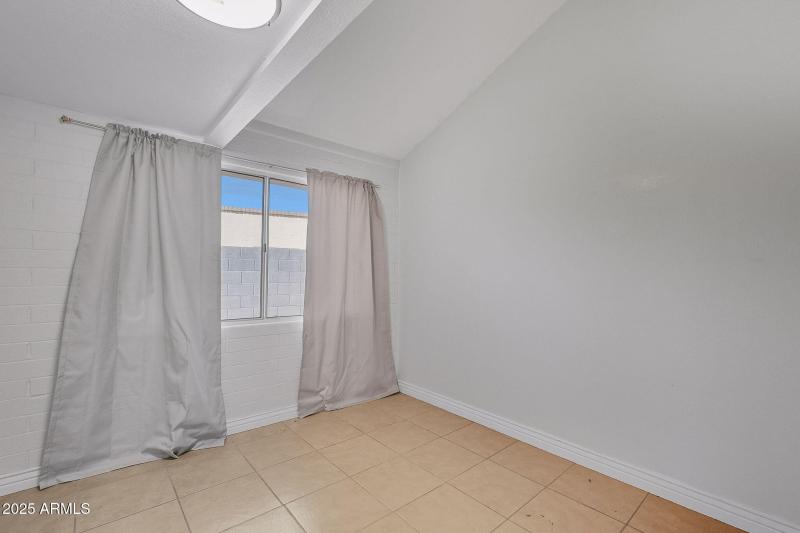 27-web-or-mls-Mercer-27