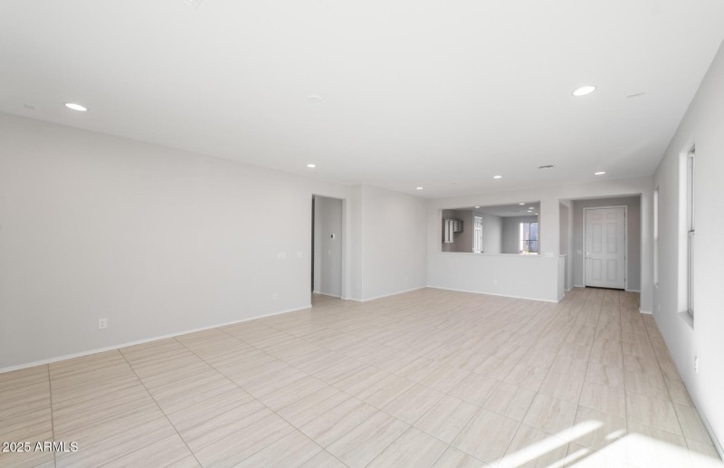 Gathering/Dining Room