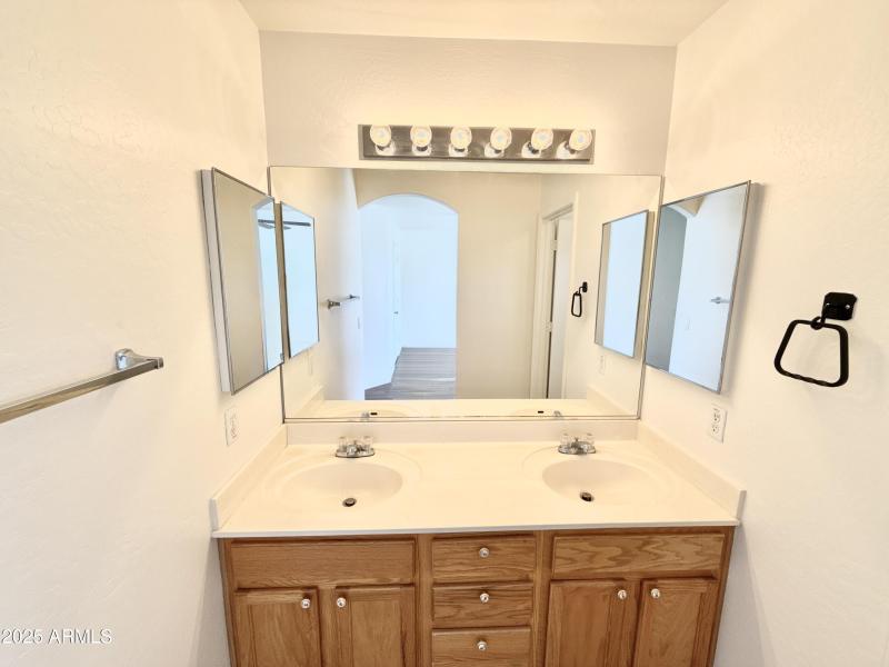 DJI_20250925_130344_117