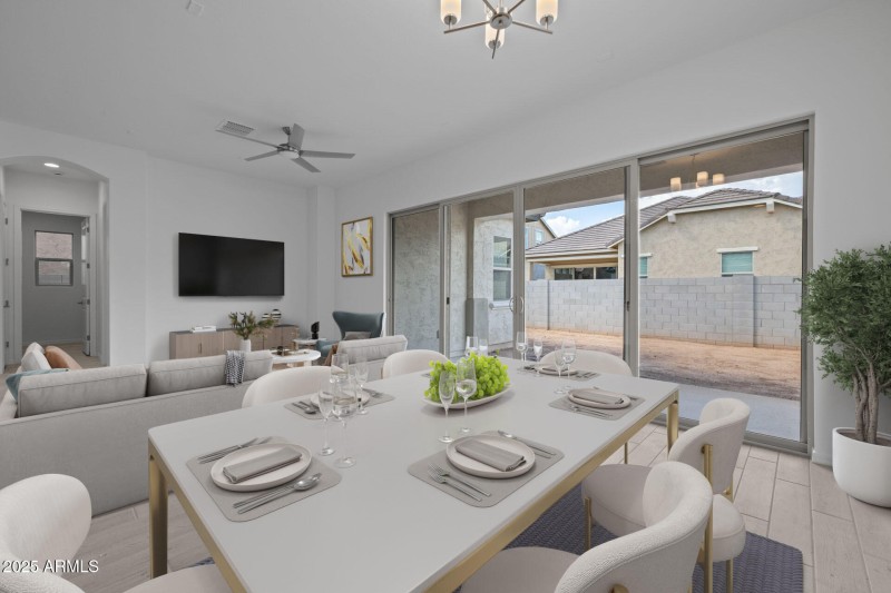 10) GREAT ROOM_final