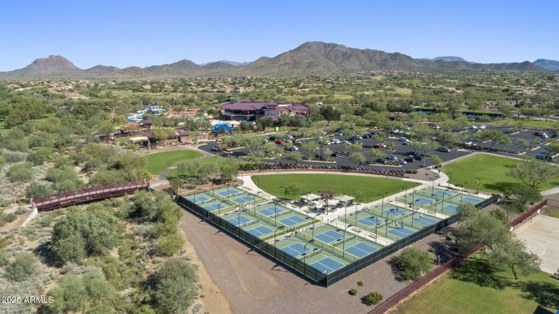 53-web-or-mls-43213-n-vista-hills-dr