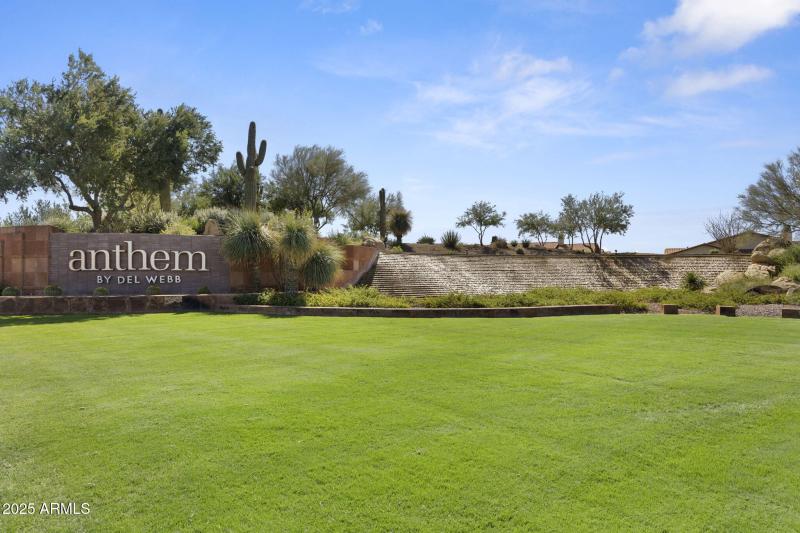 73-web-or-mls-43213-n-vista-hills-dr