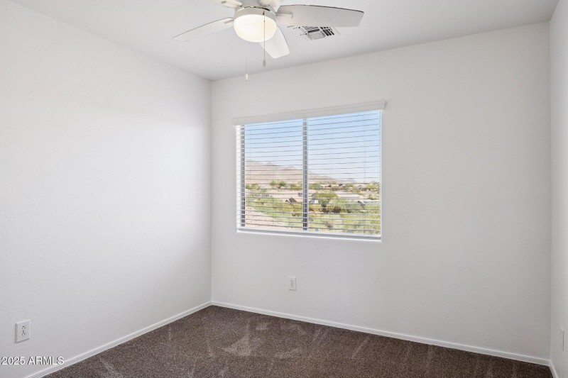 24-web-or-mls-43213-n-vista-hills-dr