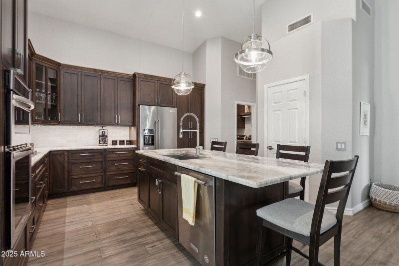Beautifully updated kitchen