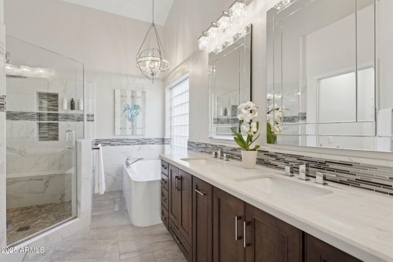 Stunning en suite bath