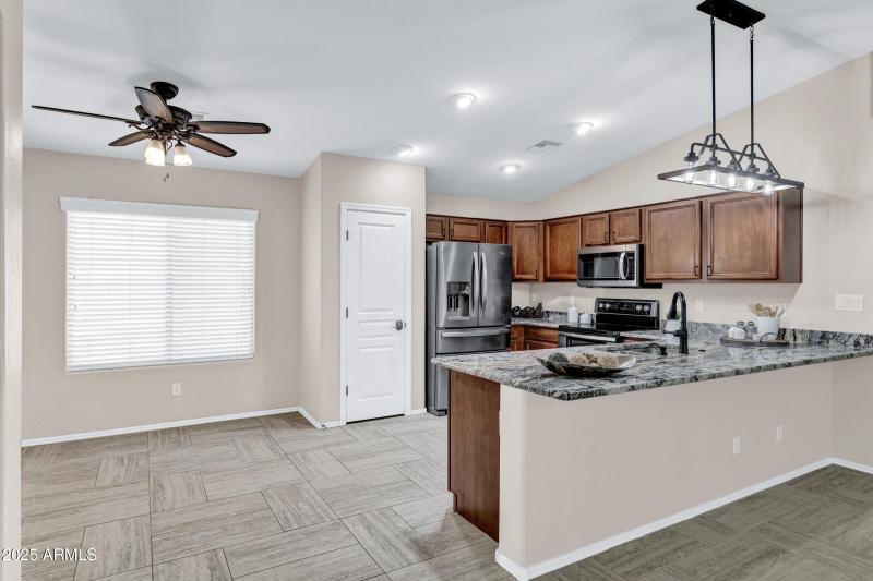 4374 S Mariposa Dr-15