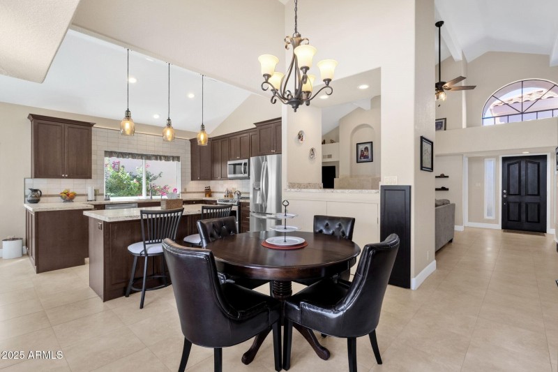 014_Casual Dining II