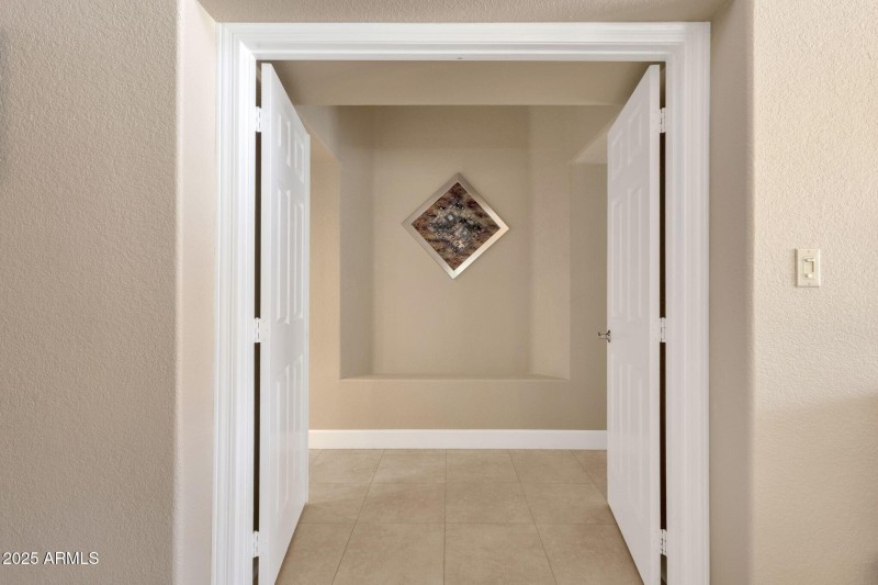 022_Entry To Primary Suite