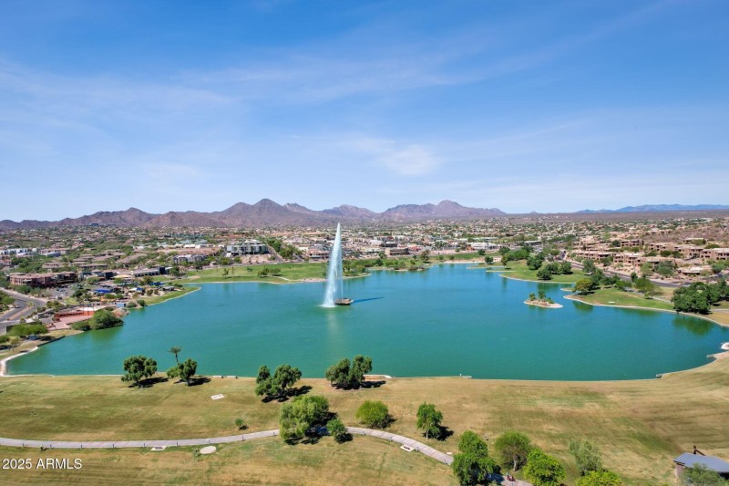 060_FH Fountain Lake