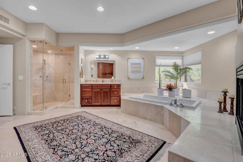 PRIMARY BATHRM (ENSUITE)