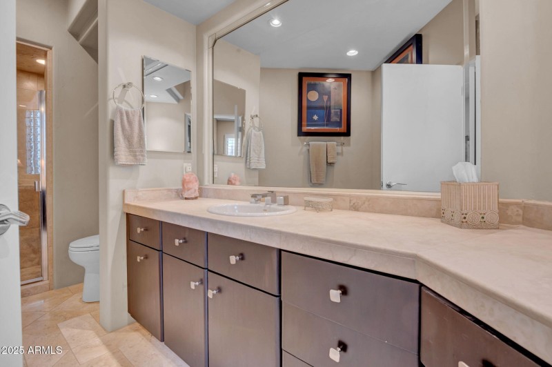 SECONDARY BATHRM 1 (ENSUITE)