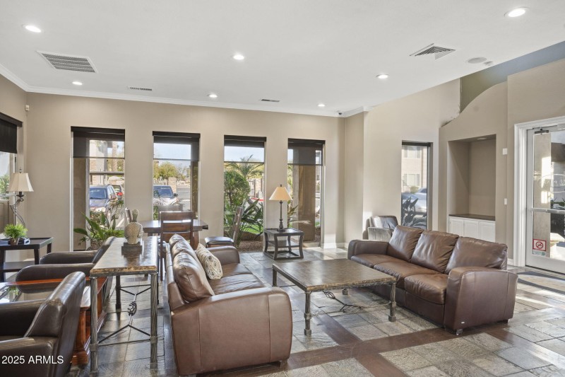 27-web-or-mls-7009-e-acoma-dr-1160