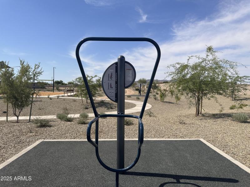 Pull up and dip fitness equipment (2) (1