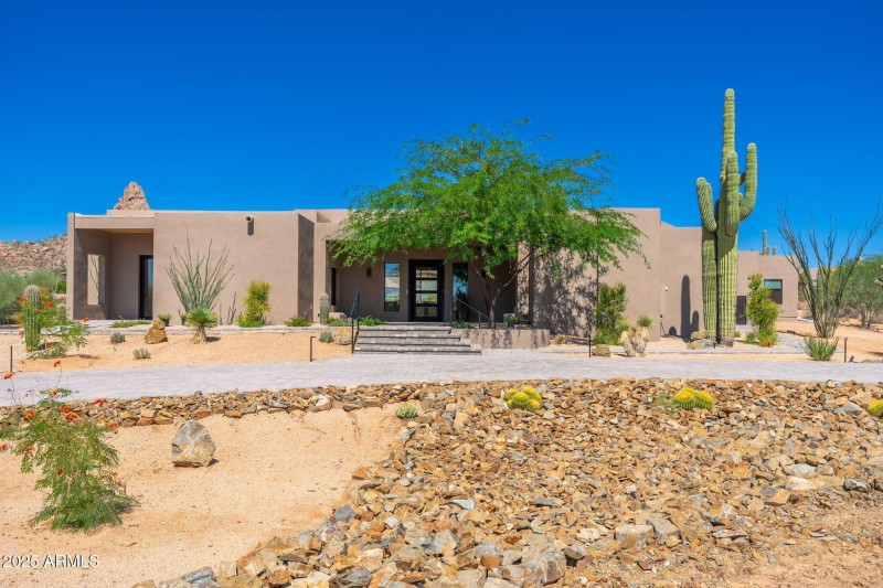 10160 E Saddle Horn Trl