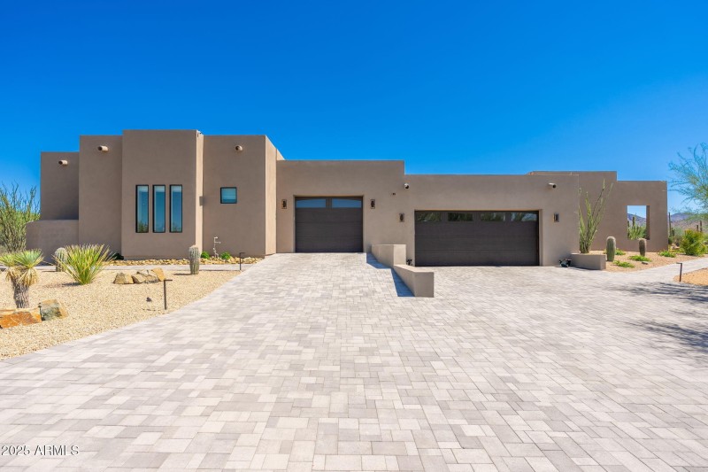 10160 E Saddle Horn Trl