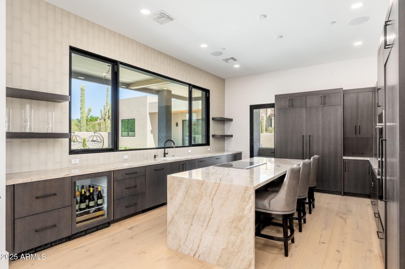 10160 E Saddle Horn Trl