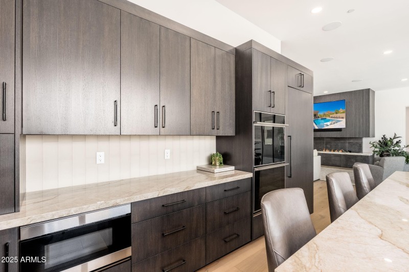 10160 E Saddle Horn Trl