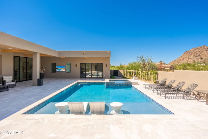 10160 E Saddle Horn Trl