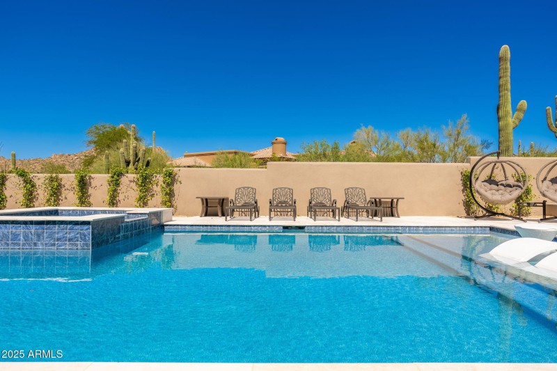 10160 E Saddle Horn Trl