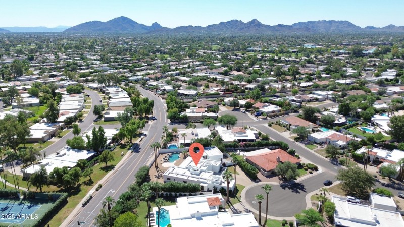 9027N82ndSt_Aerial4_Pin