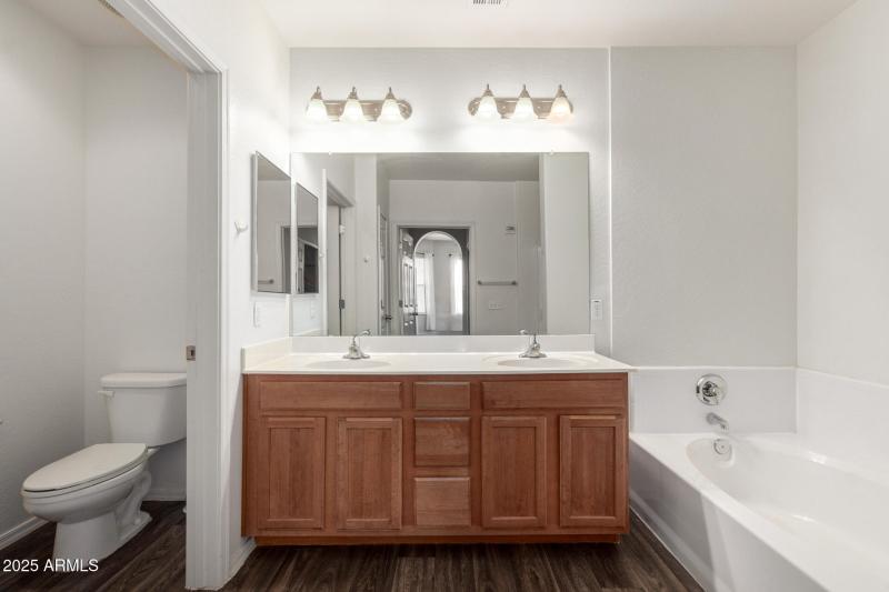 17 Mountain View 12312