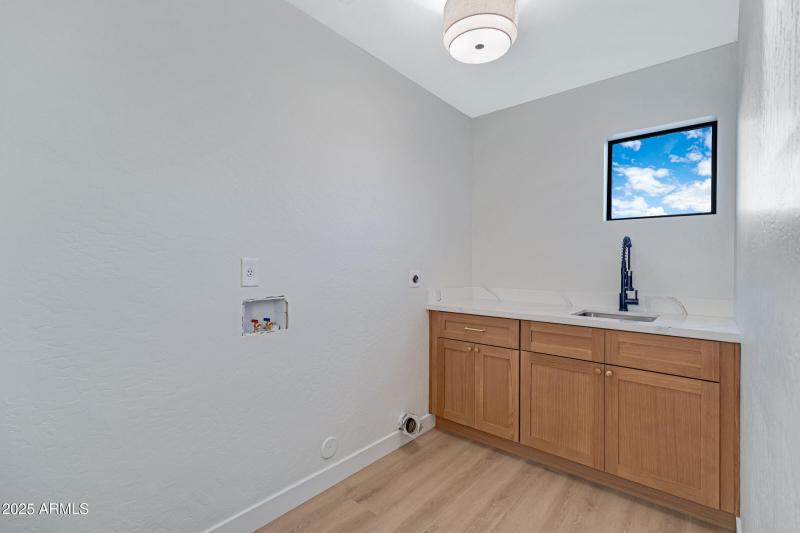 23043 E Ocotillo Rd-29