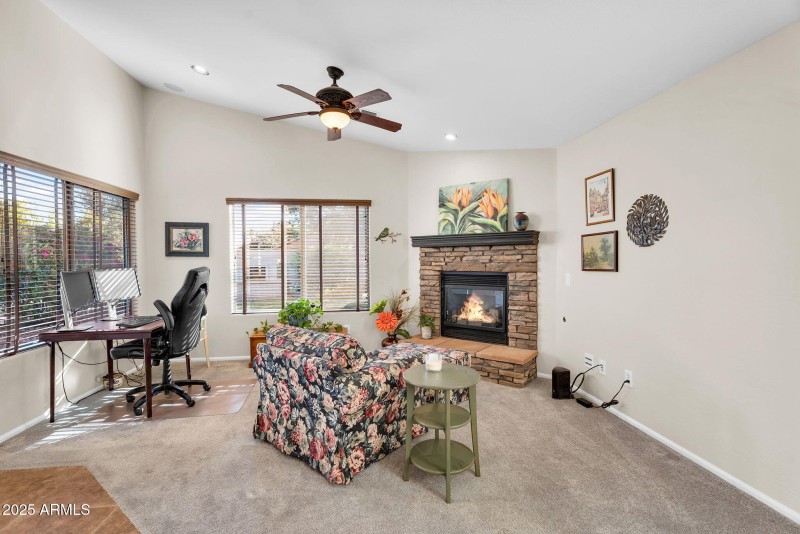 12-web-or-mls-695 W Holstein Trail -7