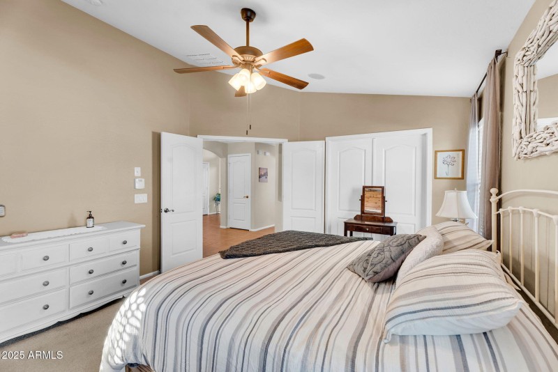 26-web-or-mls-695 W Holstein Trail -22