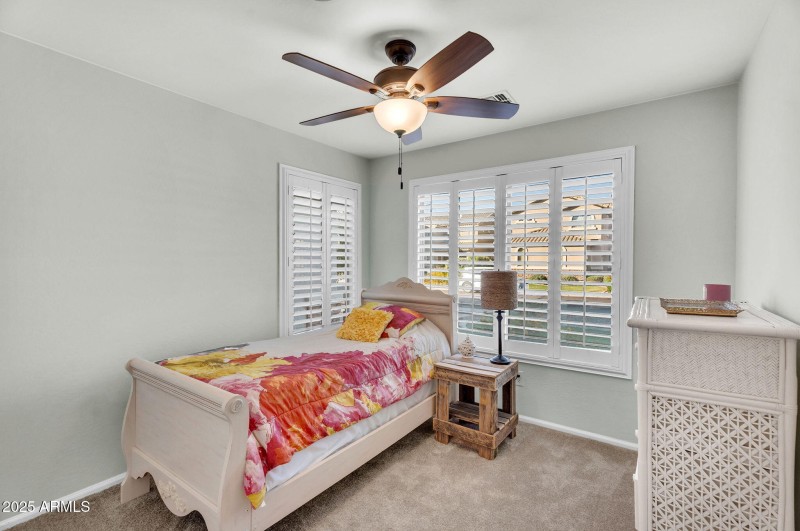 32-web-or-mls-695 W Holstein Trail -28