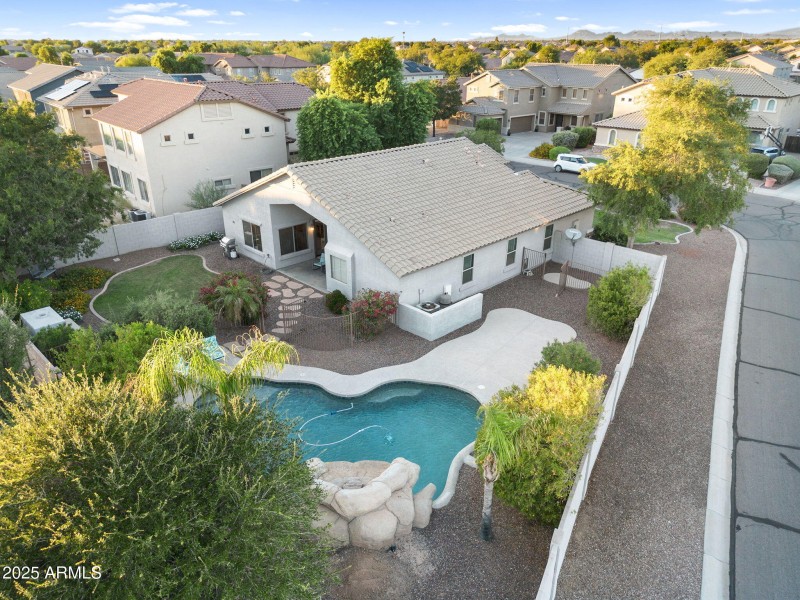 73-web-or-mls-DJI_0222