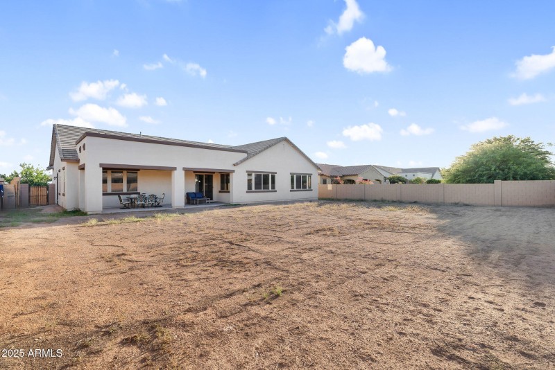 45-web-or-mls-1150 E Via Sicilia-48