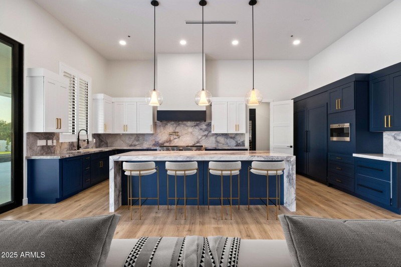 Virtually Staged 4.png