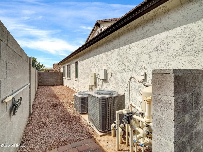 081-21930 E Tierra Grande Court-81