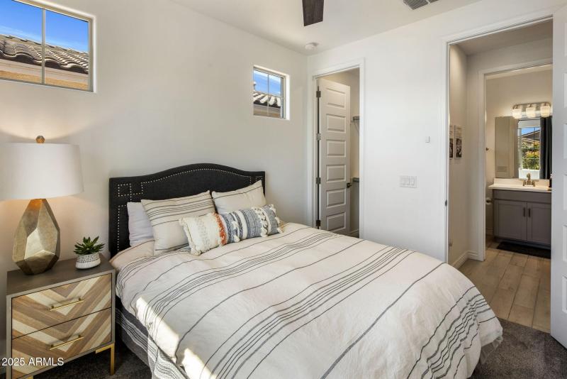 4-web-or-mls-D46A6635 copy