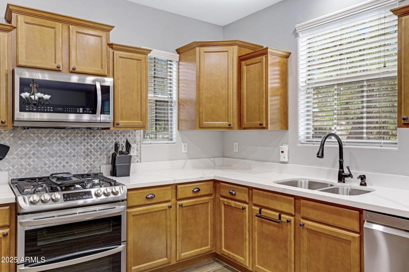 15366 W Bloomfield Rd-14