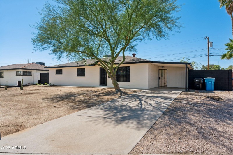 2-web-or-mls-5812-n-22nd-dr