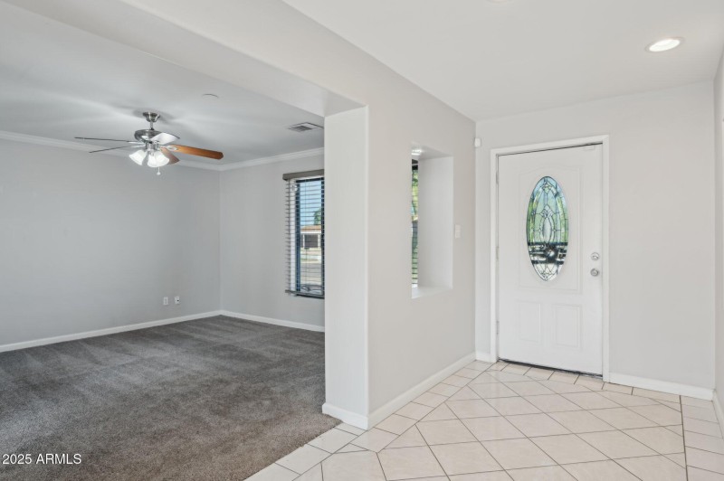 10-web-or-mls-5812-n-22nd-dr